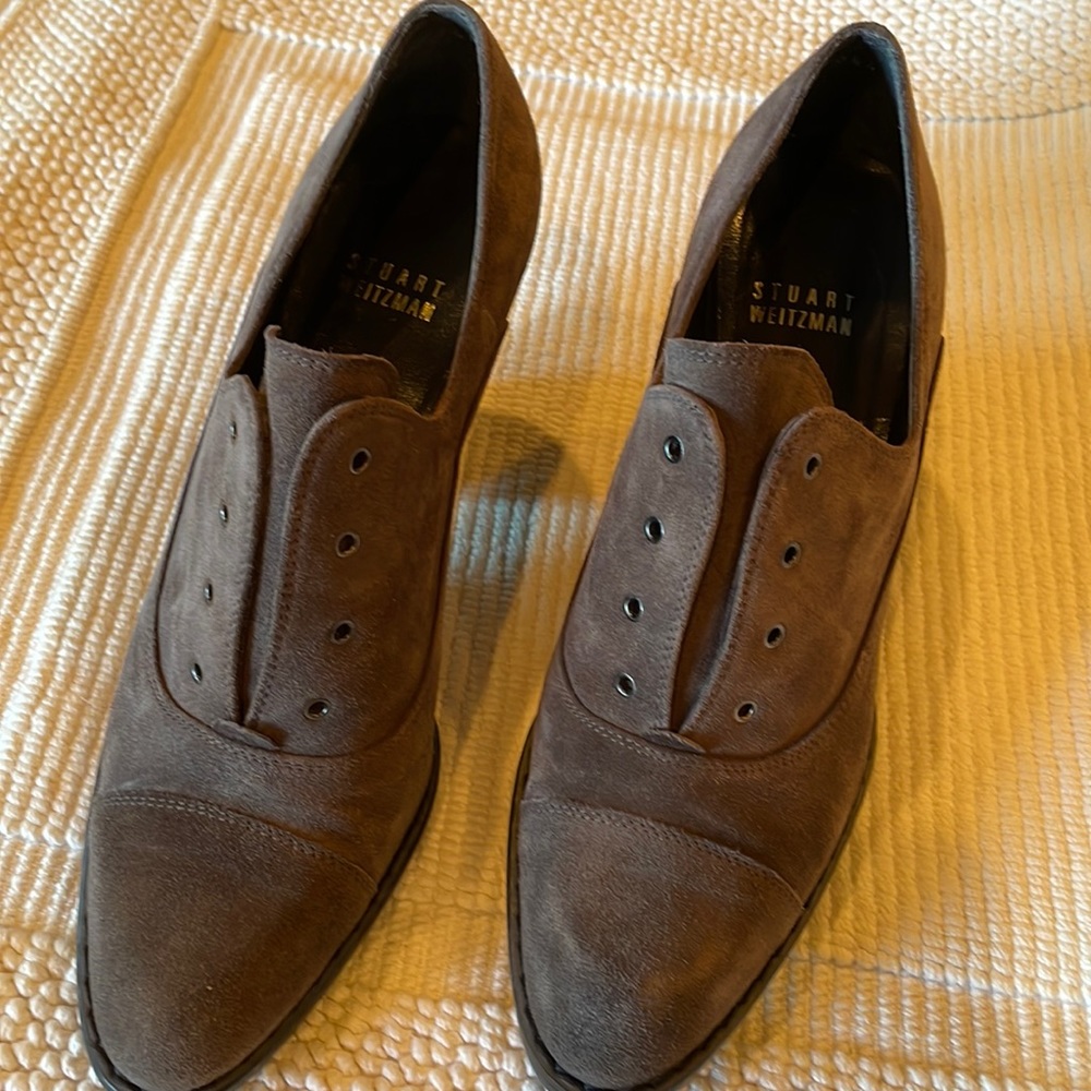 Suede oxfords